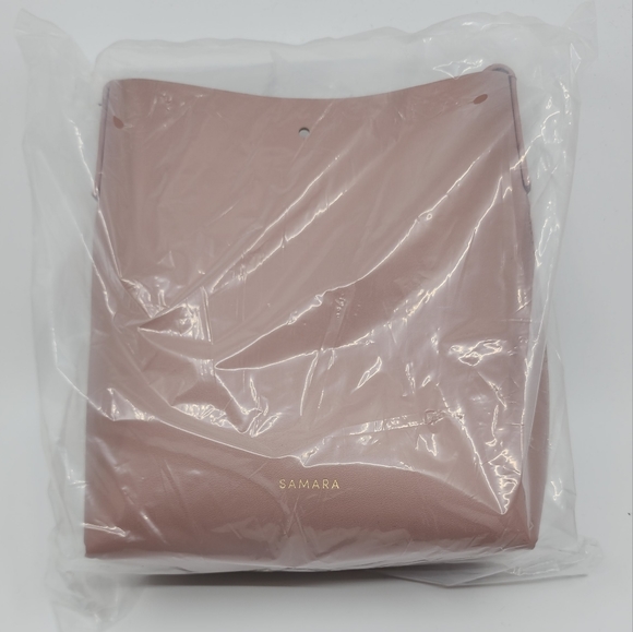 Samara Small Shoulder Bag NWT - Picture 2 of 7